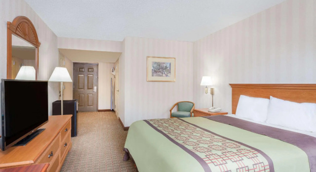 Двухместный номер Standard Days Inn by Wyndham Albany SUNY