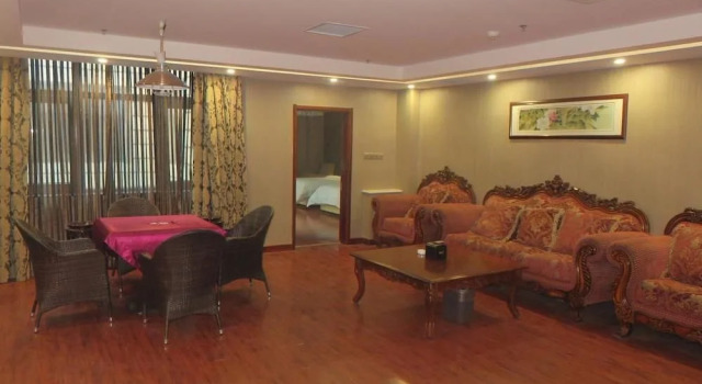 Zuolin Youli Hotel, Забронировать Отель Лиаоченг Шаньдун