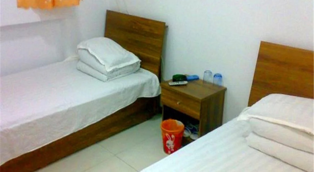 Pingyao Yutaihu Hostel, Book Hostel / Vandrerhjem Hostels i Pingyao, Hostel / Vandrerhjem
