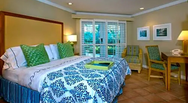 Run of House Naples Beach Club, A Four Seasons Resort