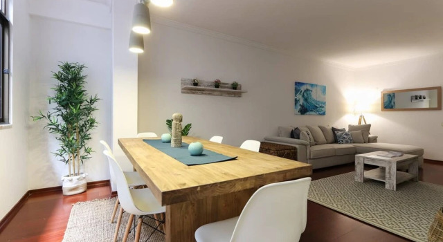 Stylish Apartment with Private Terrace and Garage