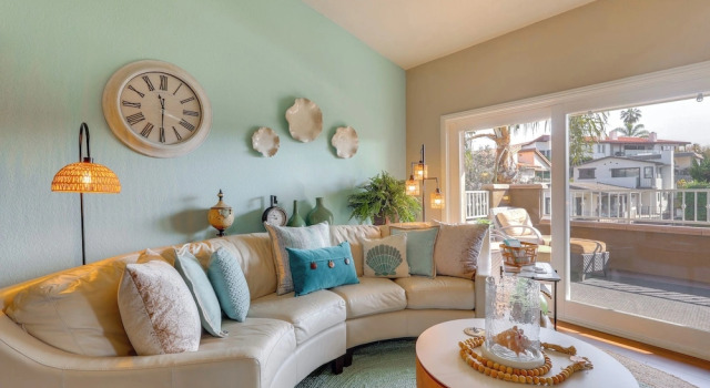 Walk to Beach + Pier: San Clemente Family Getaway, Забронировать Апартаменты/квартира Сан-Клементе Beach Cities Orange County, рядом с San Clemente Farmers Market