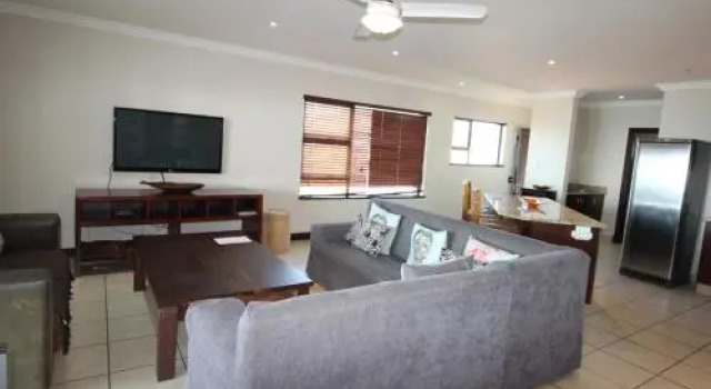Kubu Bali 6, Забронировать Отель Маргит Durban South Coast