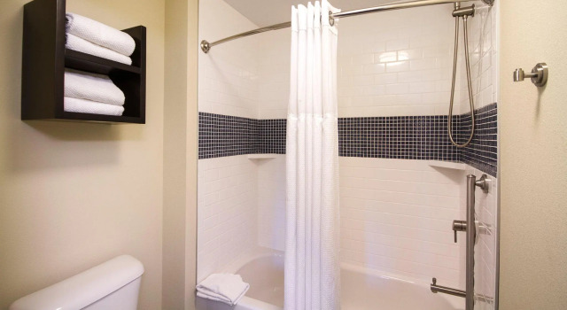 Двухместный люкс Staybridge Suites Buffalo-Amherst by IHG