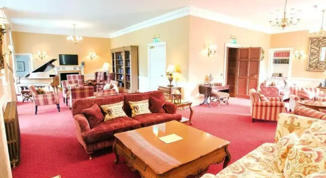 Одноместный номер Standard с красивым видом из окна Carberry Tower Mansion House and Estate