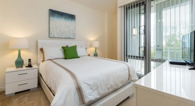 Global Luxury Suites at Mission Rock
