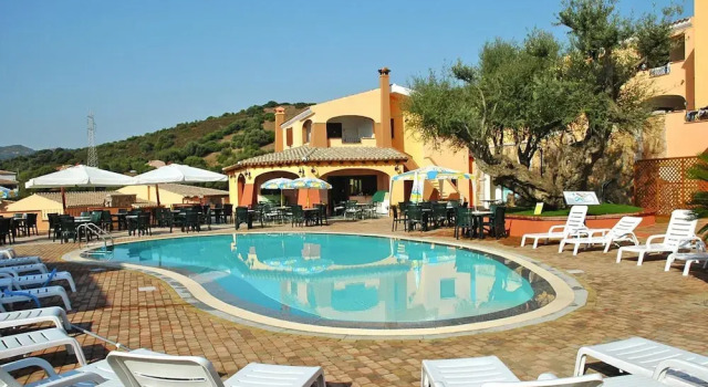 Апартаменты Apartment in Budoni With Terrace