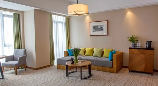 Двухместный номер Classic InterContinental Sancha Lake by IHG