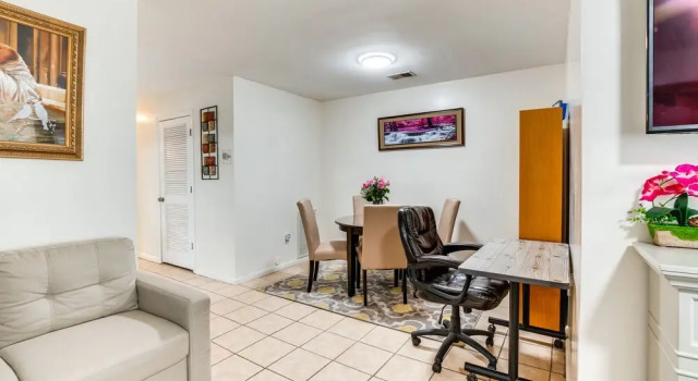 Cozy Newark Getaway 15 Mi to Manhattan