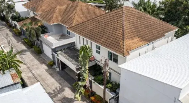 Pattaya Private 4-Bedrooms, 5-Bathrooms Pool Villa
