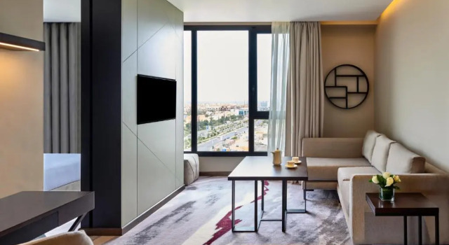 Двухместный полулюкс Club Floor Crowne Plaza - West Cairo Arkan by IHG