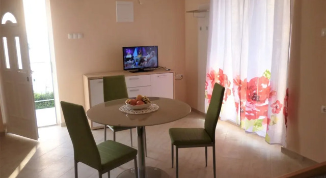 Apartments Lea by the Pebble Beach Jaz