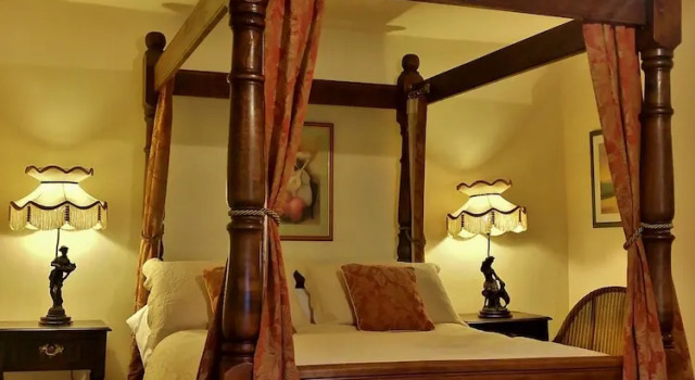 The Firecat Country House Guesthouse, Забронировать Отель «постель и завтрак» Отели Сноудония 4 звезды, 4*