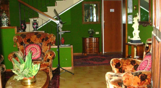 Кровать в общем номере Room-your Holidays on Lake Garda at Comp