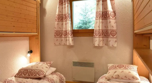 Appartement Méribel, 2 pièces, 4 personnes - FR-1-180-88, Prenota Appartamento Hotel a Alvernia con parcheggio, Parcheggio