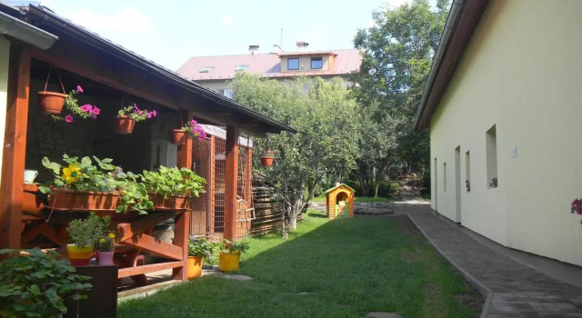 Privat Nisa, Rezervovat Hotel Hotely v Prešovský kraj s parkováním, Parkování