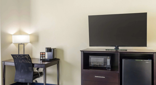 Двухместный номер Standard Best Western Plus Pratt
