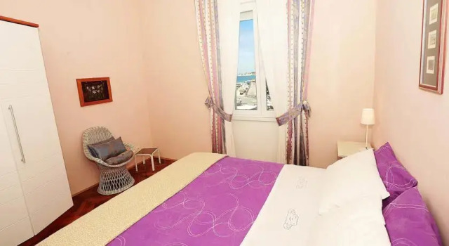 Apartment Art Deco, Забронировать Апартаменты/квартира Задар Задарская жупания, рядом с Old Port of Foša