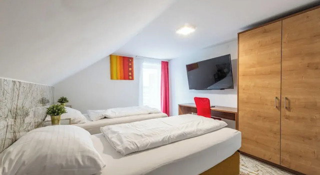 YS Apartments e.U., Book Apartment Marchtrenk Upper Austria