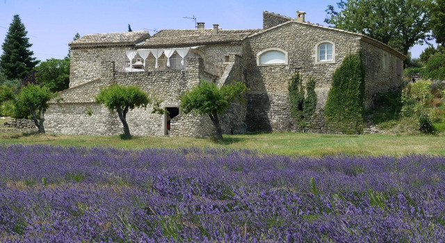 La Ferme Les Eybrachas, Prenota Bed & breakfast Hotel a Alvernia con parcheggio, Parcheggio
