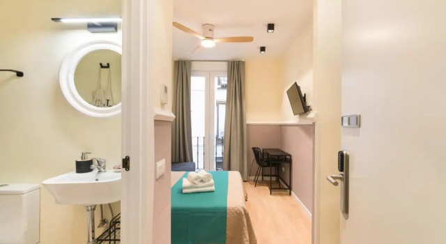 Пятиместный номер Superior Hostal Evoke Madrid