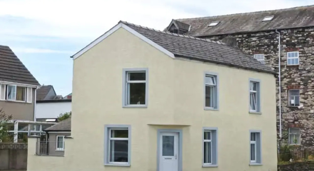 Town Beck Cottage, Забронировать Дом для отпуска Улверстон Western Lake District, рядом с Центр медитаций Manjushri Kadampa