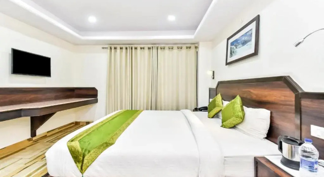 Двухместный номер Deluxe Treebo Maharaja, Near Mall Road