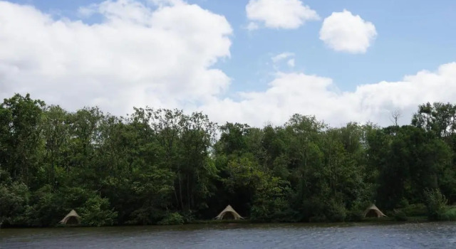Marston Park - Luxury Lakeside Bell Tents, Забронировать Отель Отели Англии с бассейном, Бассейн