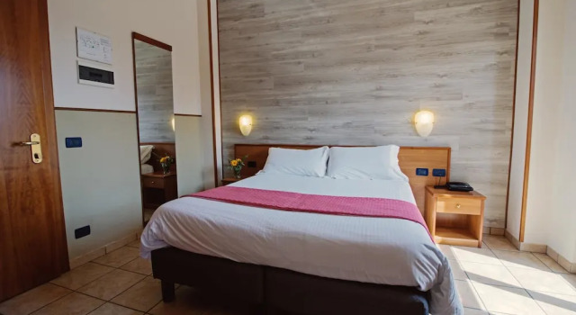 Двухместный номер Standard с балконом Albergo Moderno & Spa