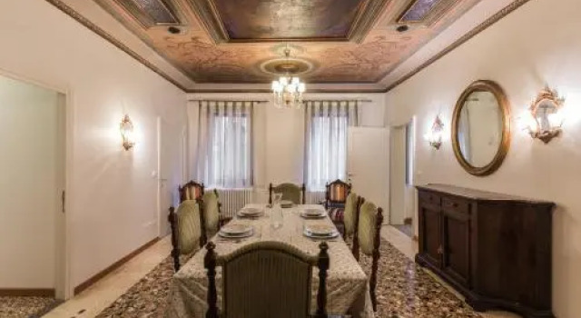 Ca' dell'Affresco Family, Забронировать Апартаменты/квартира Апартаменты Венеции, рядом с Консульство Франции в Венеции, Апартаменты/квартира