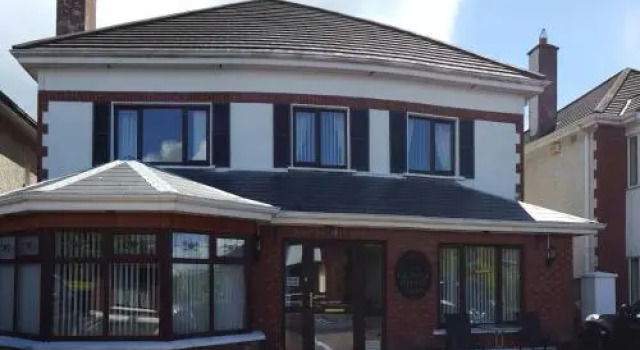 Grange House B&B, Забронировать Отель «постель и завтрак» Отели Голуэй с парковкой, Парковка