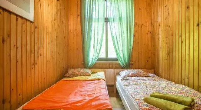 Green Jurmala Hostel, Book Hostel / Vandrerhjem Hostels i Jurmala, Hostel / Vandrerhjem