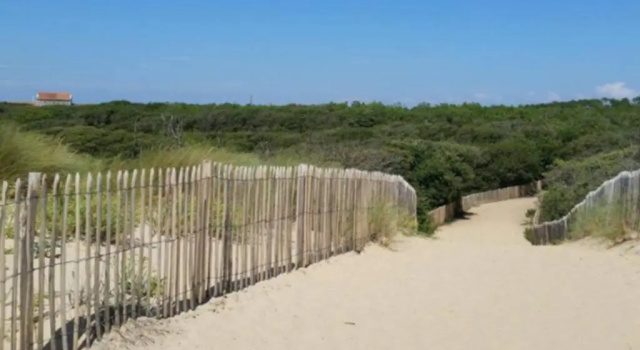 Havre de paix 4 étoiles, à 100 mètres de la plage, Réserver Appartement Hôtels à Aquitaine avec parking, Parking