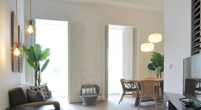 Студия с балконом Spot Apartments Casa Januario