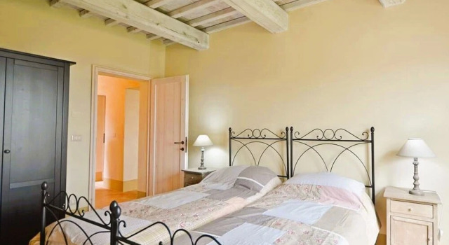 Luxury Apartment in Siena Resort, Book Apartment Trequanda Crete Senesi