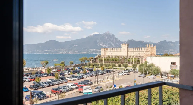 Двухместный номер Standard с балконом и с видом на озеро Hotel Al Castello