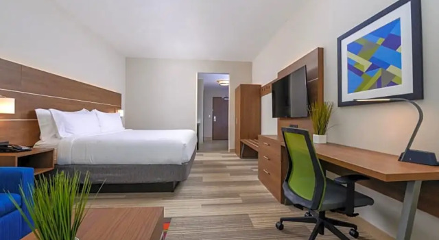 Люкс Holiday Inn Express & Suites Wildwood The Villages by IHG
