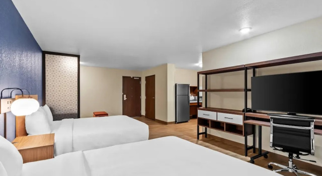 Четырёхместный люкс Everhome Suites Yuma East I-8 by Choice Hotels