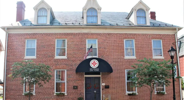 Georges on York B&B, Rezerwuj Bed and Breakfast Taneytown Maryland