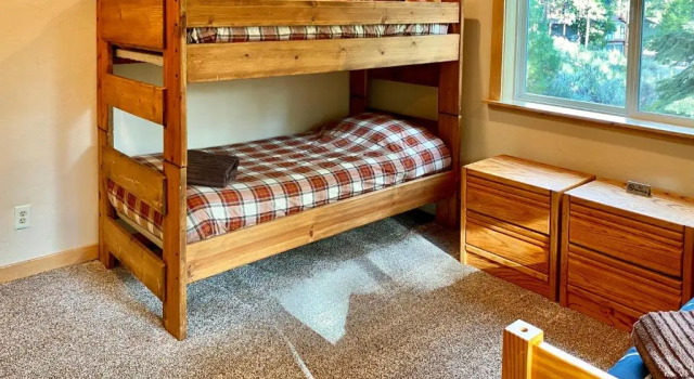 Beautiful 3500sf Lake Tahoe Home W/ Open Layout, Buchen Sie Hotel Round Hill Village USA