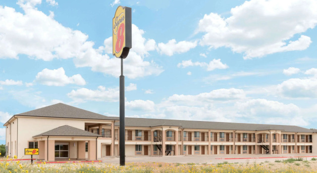 Super 8 by Wyndham Colorado City