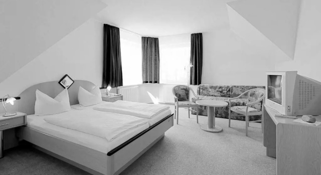 Hotel Jahnke, Забронировать Отель Нойбранденбург Мекленбургское поозёрье, рядом с Reitbahnsee