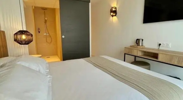 Номер Comfort Hôtel Spa Restaurant La Madrague