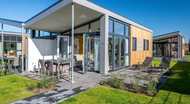 Коттедж Modern Chalet With Dishwasher, in Friesland