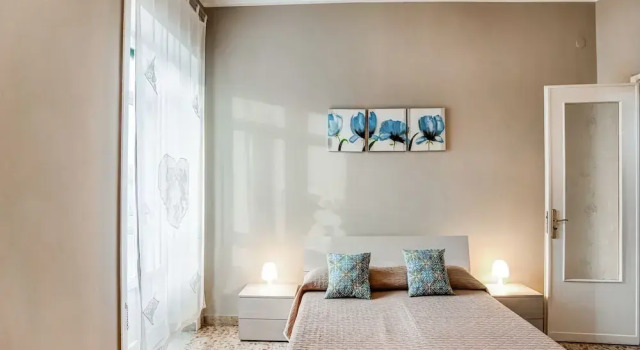 City Apartment w/ Balcony, Book Apartment Hotels in Sicily with Parking, Parking