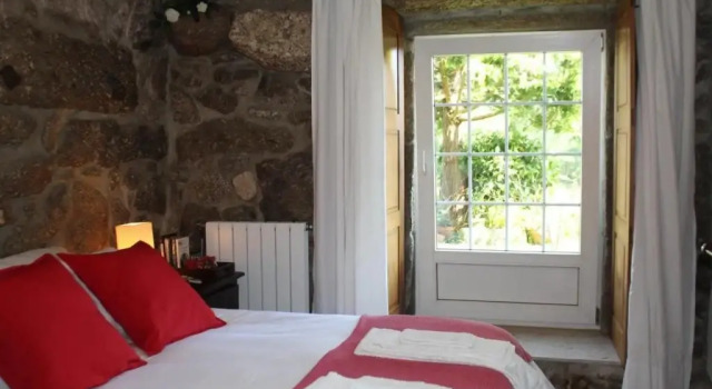 Quinta de Favaes - Guest House, Boek Pension Paredes de Coura 