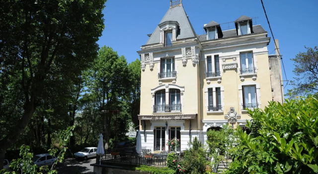 Hôtel Terminus, Забронировать Отель Каор Lot Valley, рядом с Tour du Pape Jean XXII
