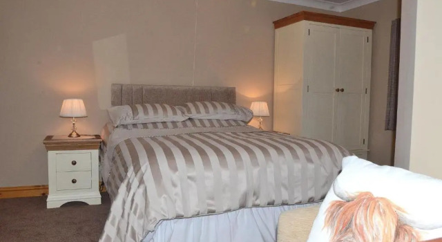 Nutstile Farm Bed and Breakfast, Book Landbrugsophold Hoteller i Ingleton med parkering, Parkering