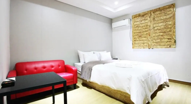 ORAGO Stay Hotel