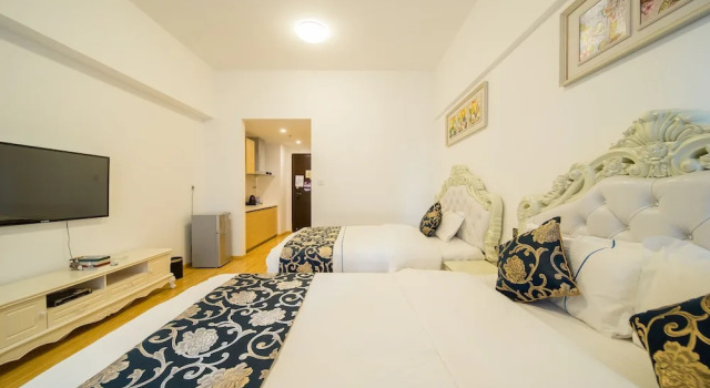 Шестиместный номер Standard Guangzhou Laiste International ApartHotel Science City Greenland Central Plaza Shenzhou Road Metro Exit A Branch